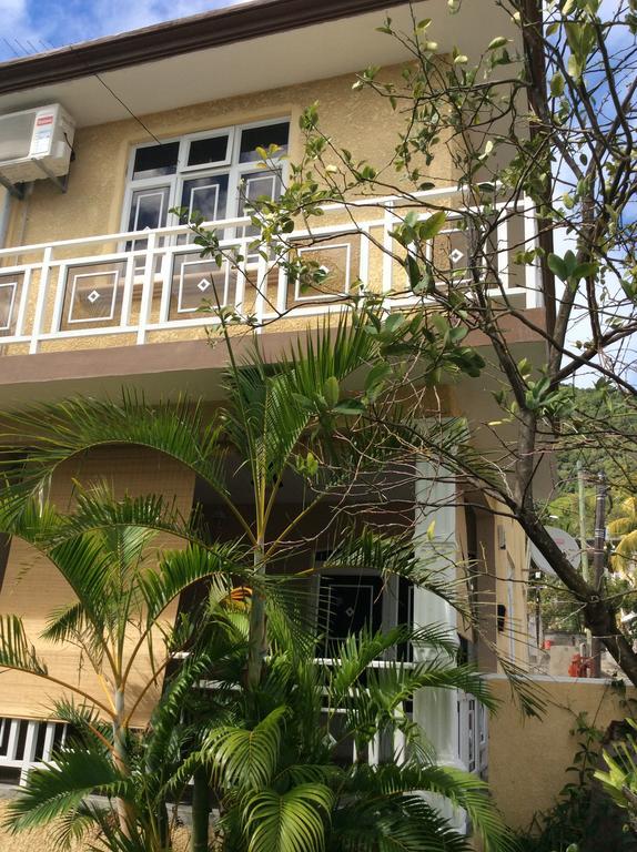La Casa Mia Guesthouse Ла-Голет Экстерьер фото