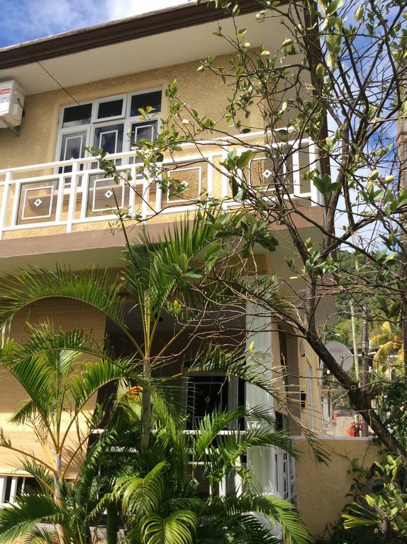 La Casa Mia Guesthouse Ла-Голет Экстерьер фото